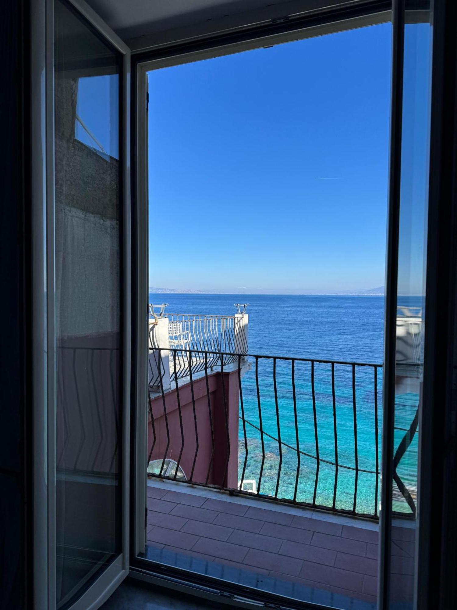 Hotel Belvedere E Tre Re กาปรี ภายนอก รูปภาพ