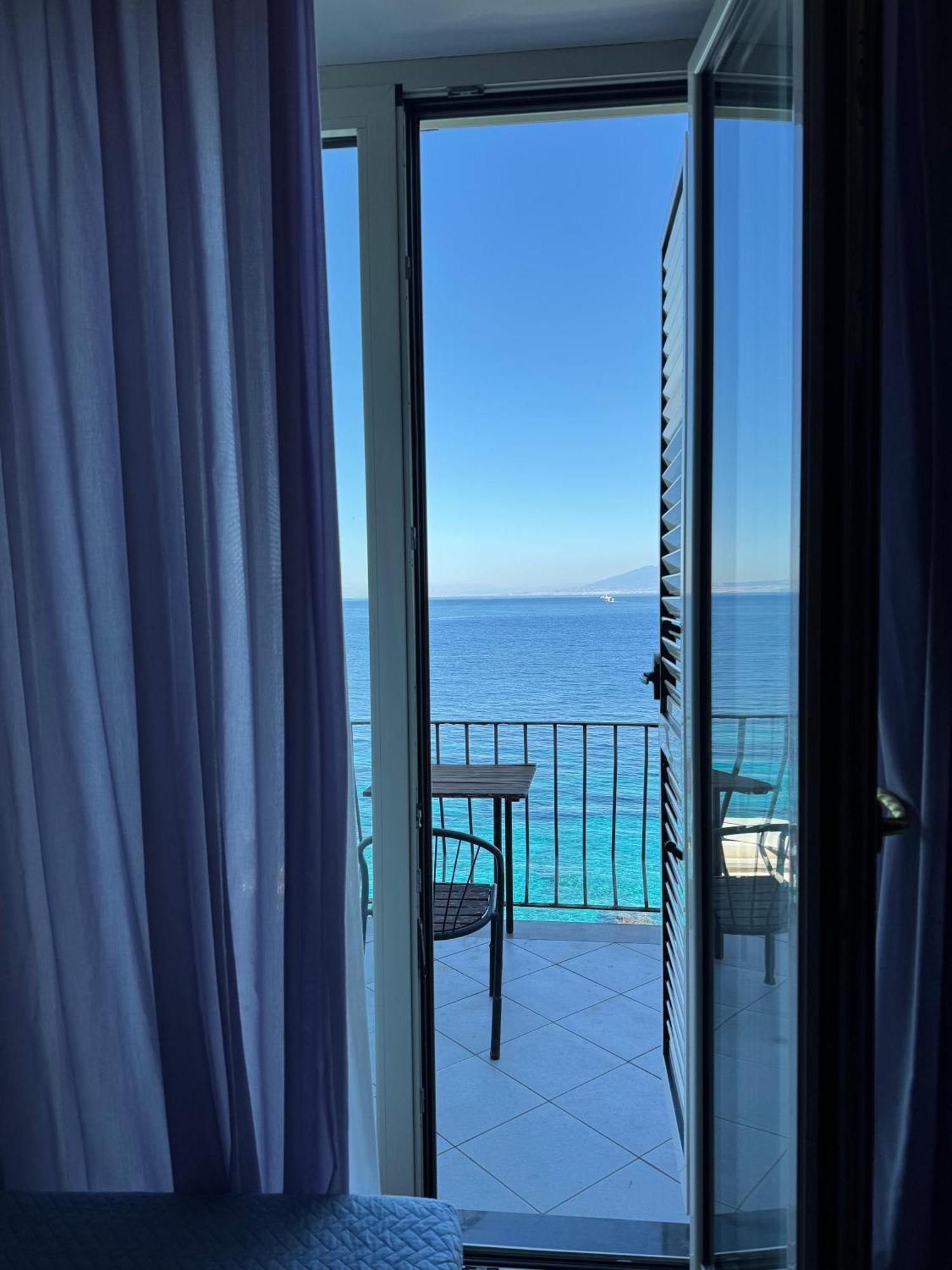 Hotel Belvedere E Tre Re กาปรี ภายนอก รูปภาพ