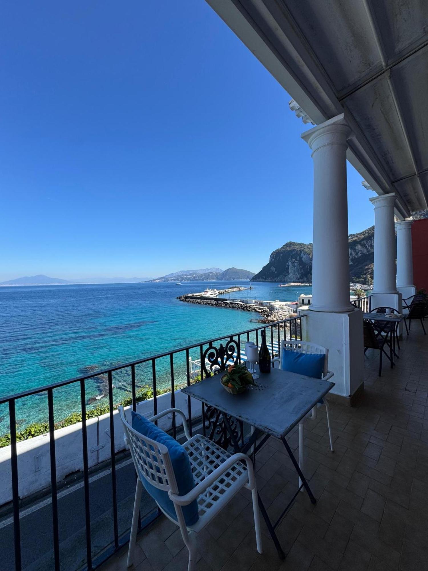 Hotel Belvedere E Tre Re กาปรี ภายนอก รูปภาพ