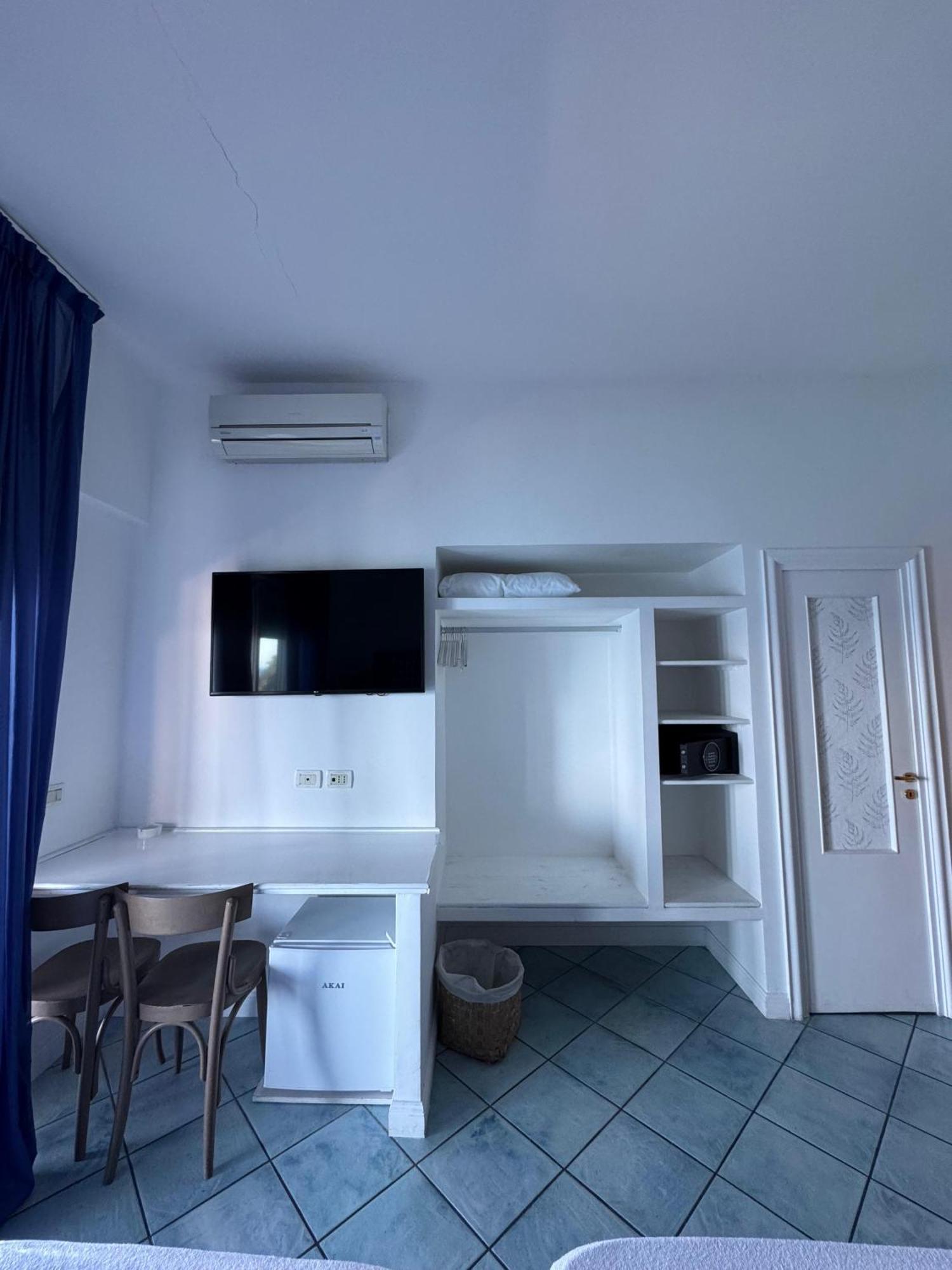 Hotel Belvedere E Tre Re กาปรี ภายนอก รูปภาพ